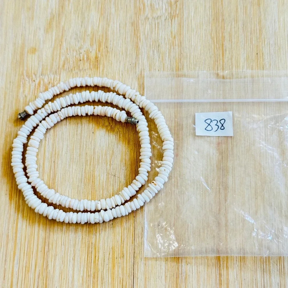 VTG Hawaiian Puka Shell Choker Necklace Surfer 70s 18.2